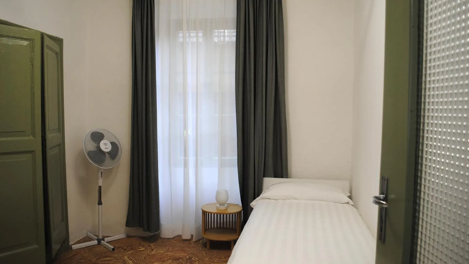 Nene Pescatori Room Bellagio